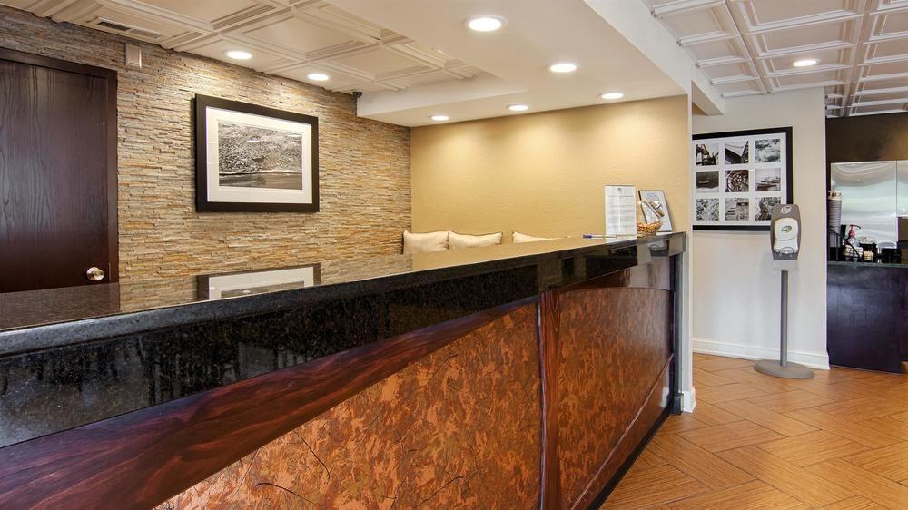 Best Western Salisbury Plaza Ngoại thất bức ảnh