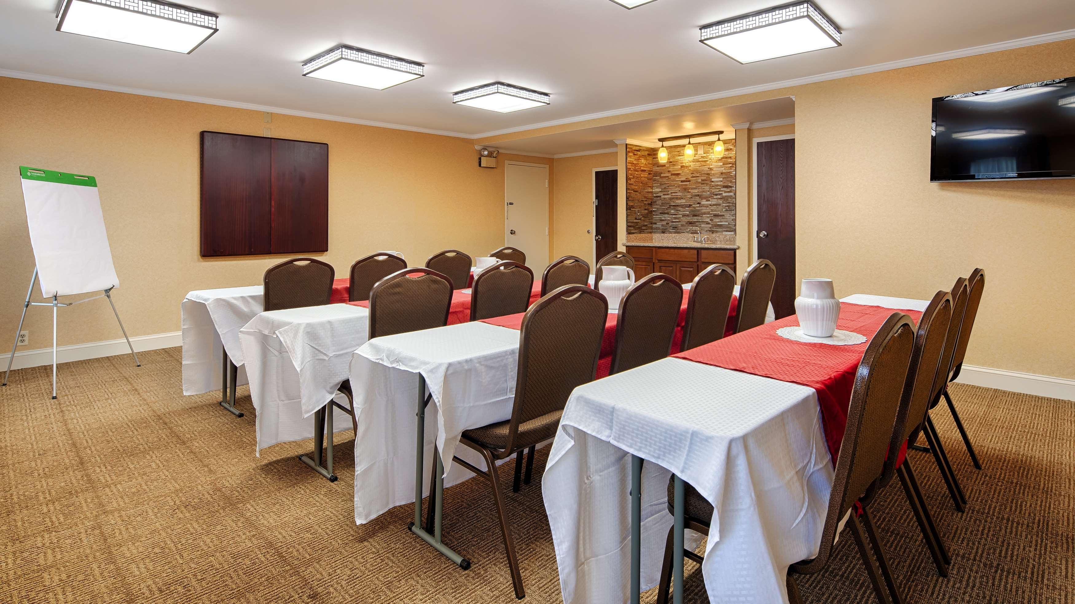 Best Western Salisbury Plaza Ngoại thất bức ảnh