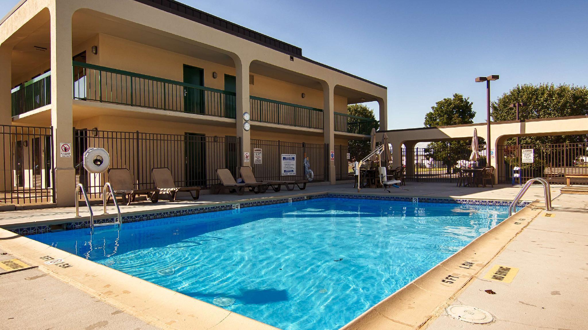 Best Western Salisbury Plaza Ngoại thất bức ảnh