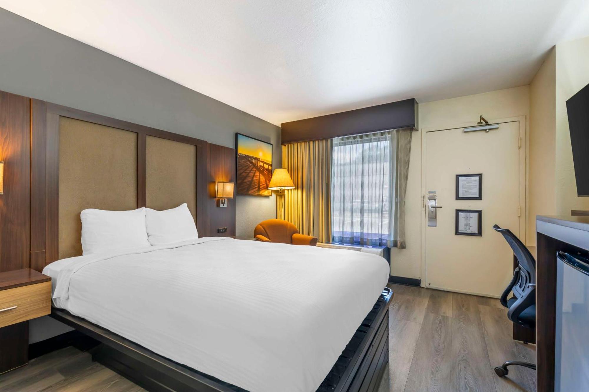 Best Western Salisbury Plaza Ngoại thất bức ảnh