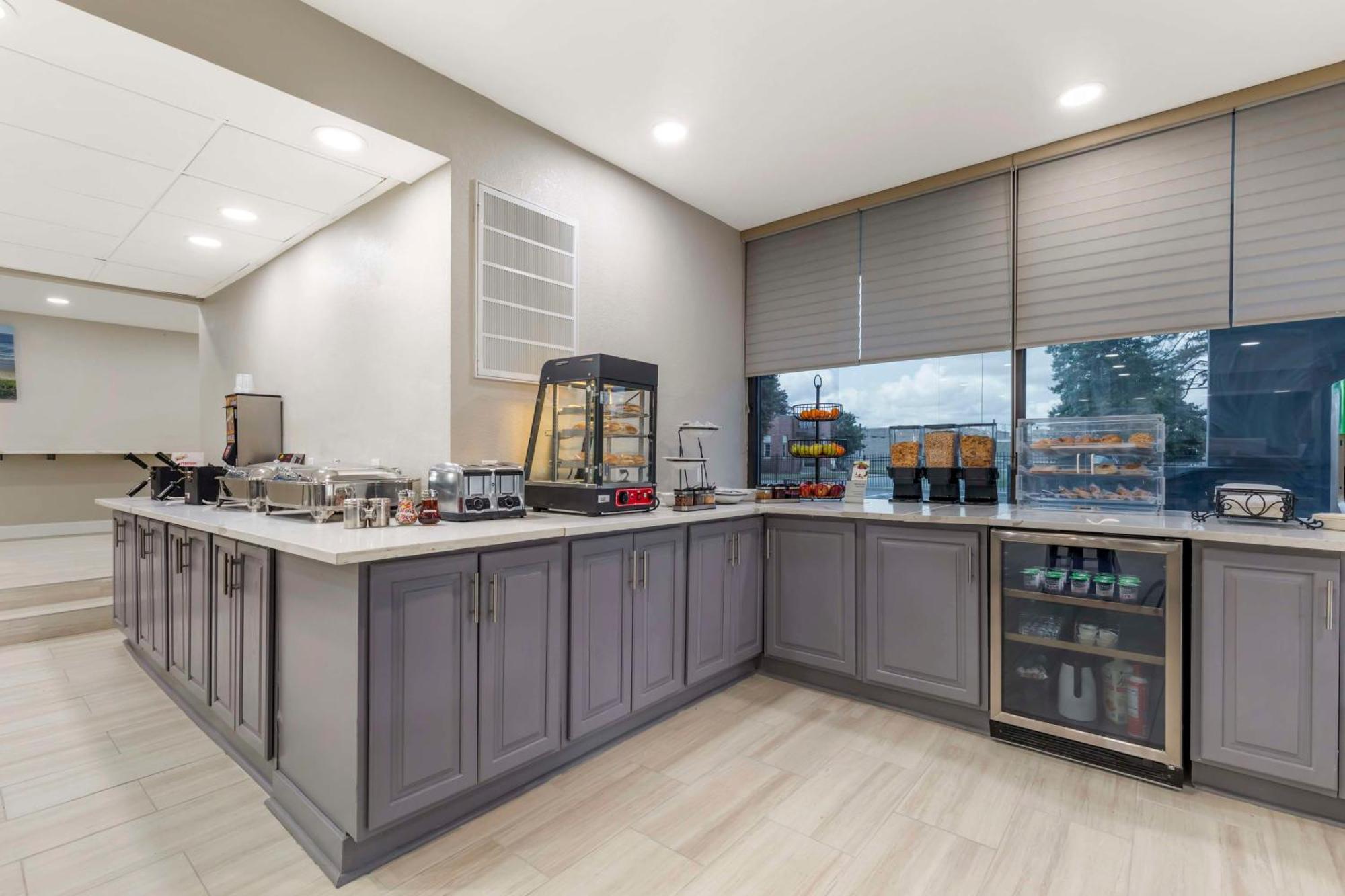 Best Western Salisbury Plaza Ngoại thất bức ảnh